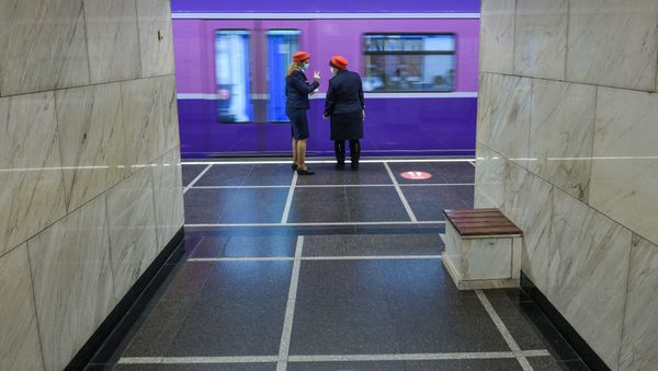 Bakı metrosunda maska rejimi - Sputnik Азербайджан