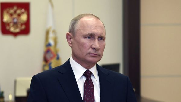 Президент РФ Владимир Путин - Sputnik Азербайджан