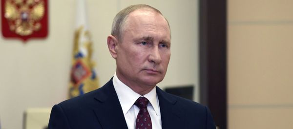 Президент РФ Владимир Путин, фото из архива - Sputnik Азербайджан