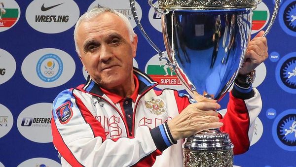 Коронавирус поставил точку: большие надежды Алиомарова не реализуются - Sputnik Азербайджан