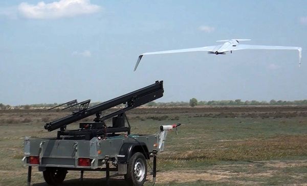 Подразделения ВС Азербайджана подняли в воздух беспилотники - видео - Sputnik Азербайджан