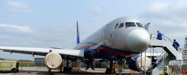  Ту-214ОН, созданный для облета стран-участниц, подписавших договор по открытому небу - Sputnik Азербайджан