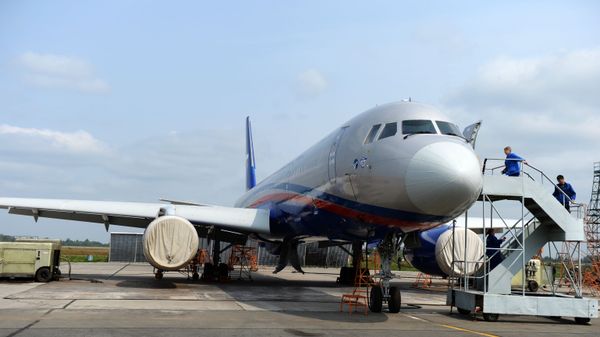 Ту-214ОН, созданный для облета стран-участниц, подписавших договор по открытому небу Ту-214ОН, созданный для облета стран-участниц, подписавших договор по открытому небу - Sputnik Азербайджан