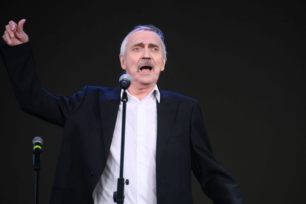 Евгений Киндинов: Романс о влюбленных сделал его кумиром миллионов - Sputnik Азербайджан
