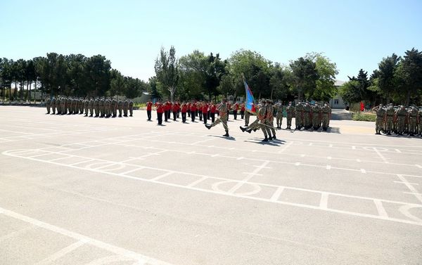 Церемония принятия Военной присяги в учебных частях и подразделениях Азербайджанской Армии - Sputnik Азербайджан