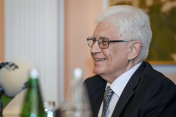 День России, пандемия, отношения с Баку - посол Бочарников провел пресс-конференцию - Sputnik Азербайджан