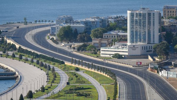 Bakıda boş küçə - Sputnik Азербайджан