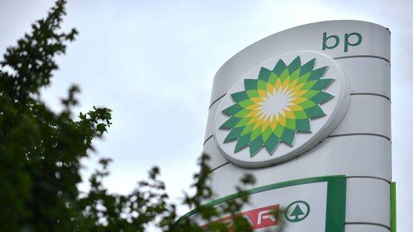 Логотип компании BP на автозаправочной станции, фото из архива - Sputnik Азербайджан