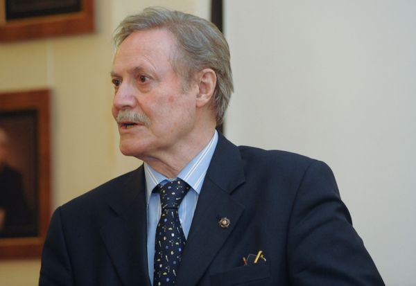 Юрий Соломин: от адъютанта до министра культуры - Sputnik Азербайджан