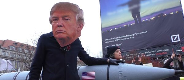 Трамп шантажирует Германию и подбирается ближе к российским границам - Sputnik Азербайджан