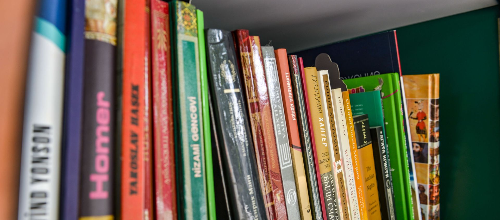 Naftalanda “Little Free Library” (“Kiçik Pulsuz Kitabxana”)  - Sputnik Азербайджан, 1920, 23.02.2021