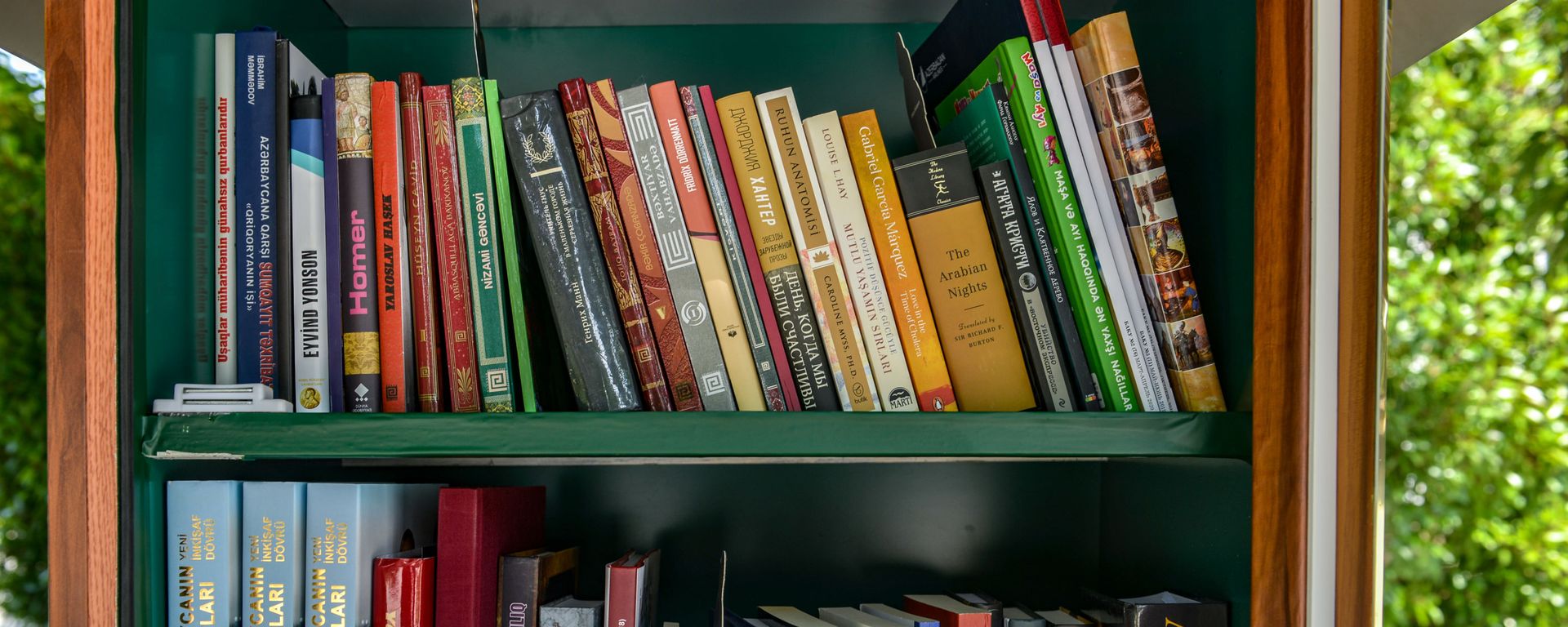 Naftalanda “Little Free Library” (“Kiçik Pulsuz Kitabxana”)  - Sputnik Азербайджан, 1920, 26.08.2021