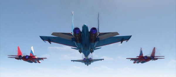  Это впечатляет: воздушная часть парада Победы в Москве - Sputnik Азербайджан