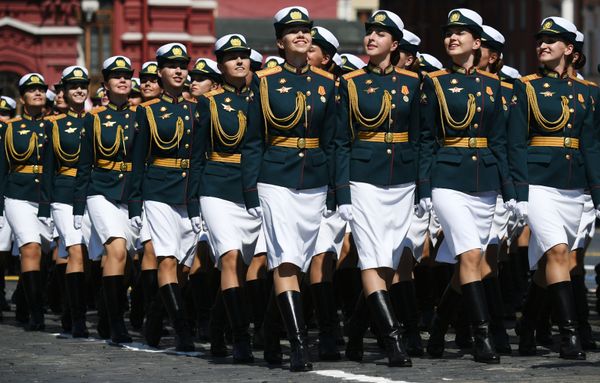 Военный парад в ознаменование 75-летия Победы - Sputnik Азербайджан