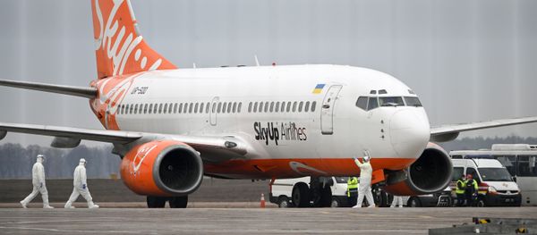 Самолет авиакомпании SkyUp, фото из архива - Sputnik Азербайджан