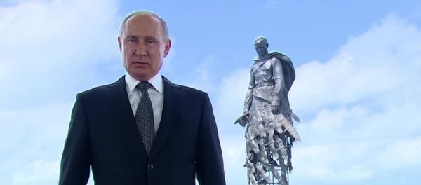 Обращение Владимира Путина к россиянам в преддверии основного дня голосования по Конституции - Sputnik Азербайджан