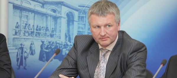 Генеральный директор Ассоциации Гильдии ювелиров России Эдуард Уткин - Sputnik Азербайджан