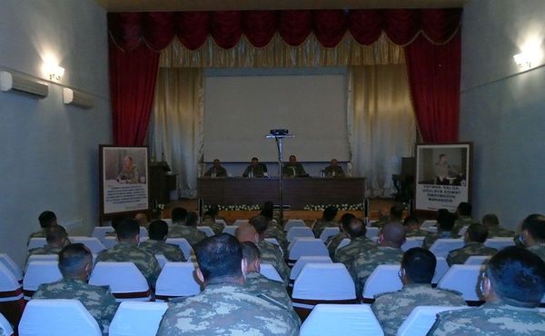 Керим Велиев проверил уровень боевой подготовки личного состава - Sputnik Азербайджан